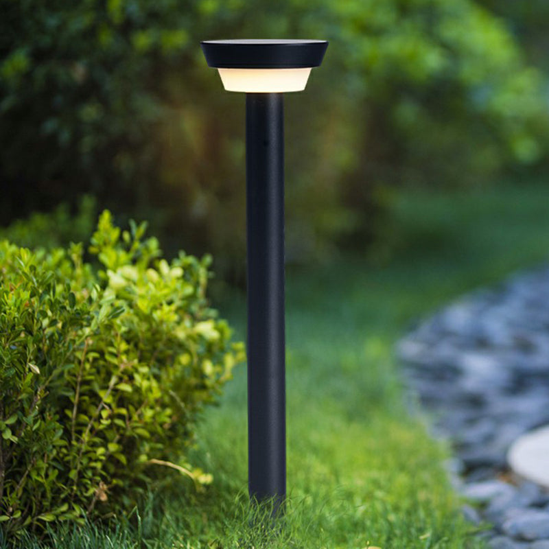 Aluminum Round Solar Pathway Lamp Simplicity Matte Black LED Stake Lamp for Patio