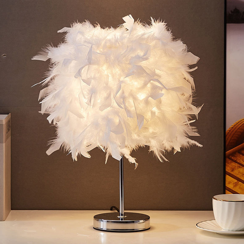 Luz de mesa de noche cilíndrica blanca simplicidad lámpara de pluma de bombilla individual