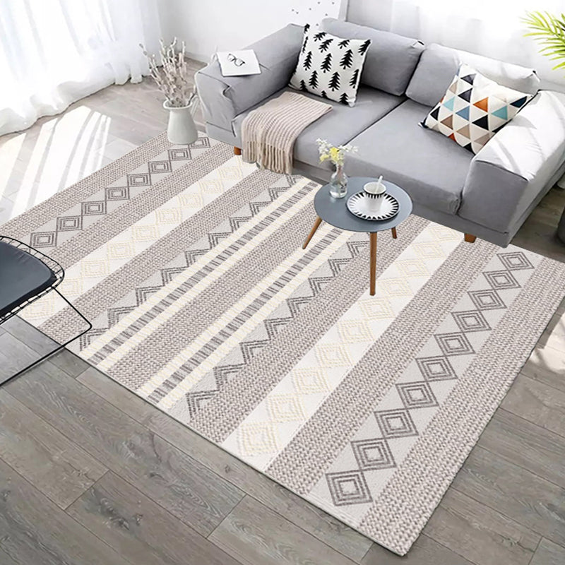 Relaxing Geometric Rug Multi-Colored Polyster Area Carpet Non-Slip Backing Stain-Resistant Indoor Rug for Parlor