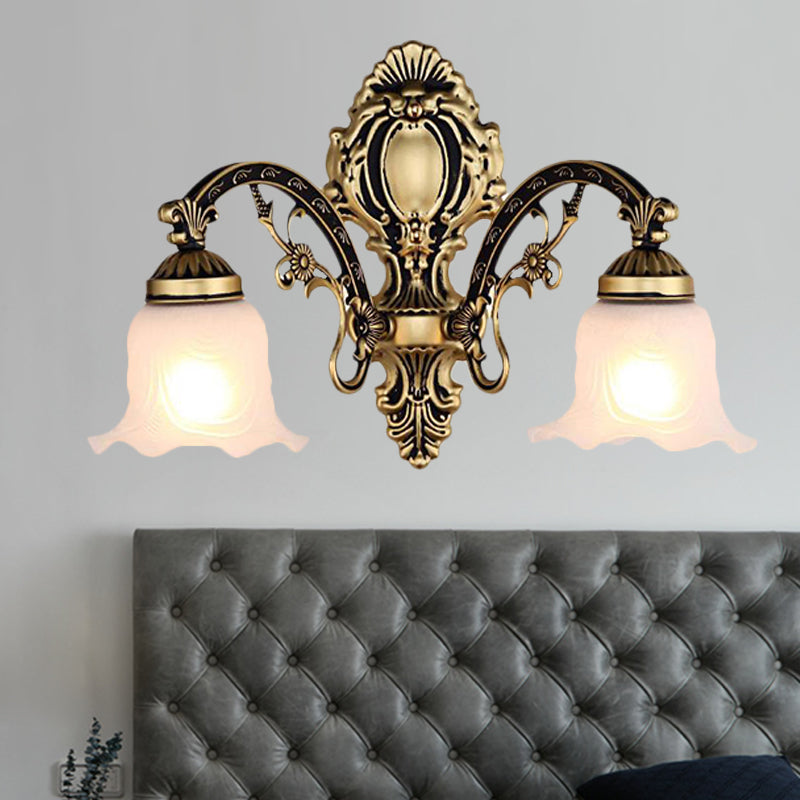 Messing/goldener überbackener Wandleuchte Retro weißer Glasschatten 1/2-Licht Wohnzimmer Wandlampe