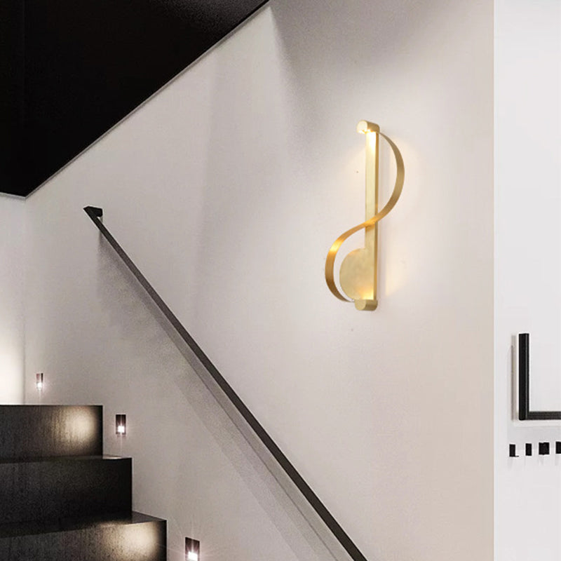 Brass Curve LED Wall Mount Light Minimalistic Metal Wall Sconce Lamp for Living Room