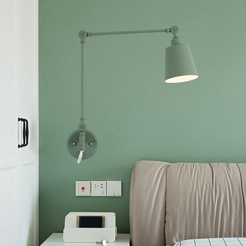 Verjüngte Aufgabe Wandleuchte nordisches Metall 1-Licht Wohnzimmer Wandmontage Licht mit Schwingarmarm