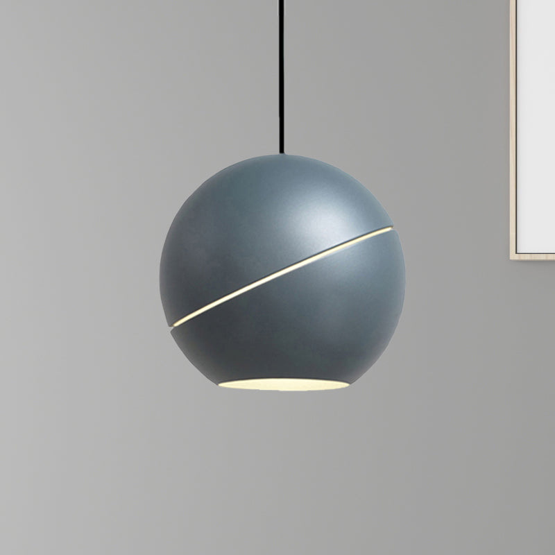 Schwarz/Zinnscheibe geschnittene Kugel Hängende Leuchte einfache Style 1 Light Metallic Anhängerlampe für Wohnzimmer