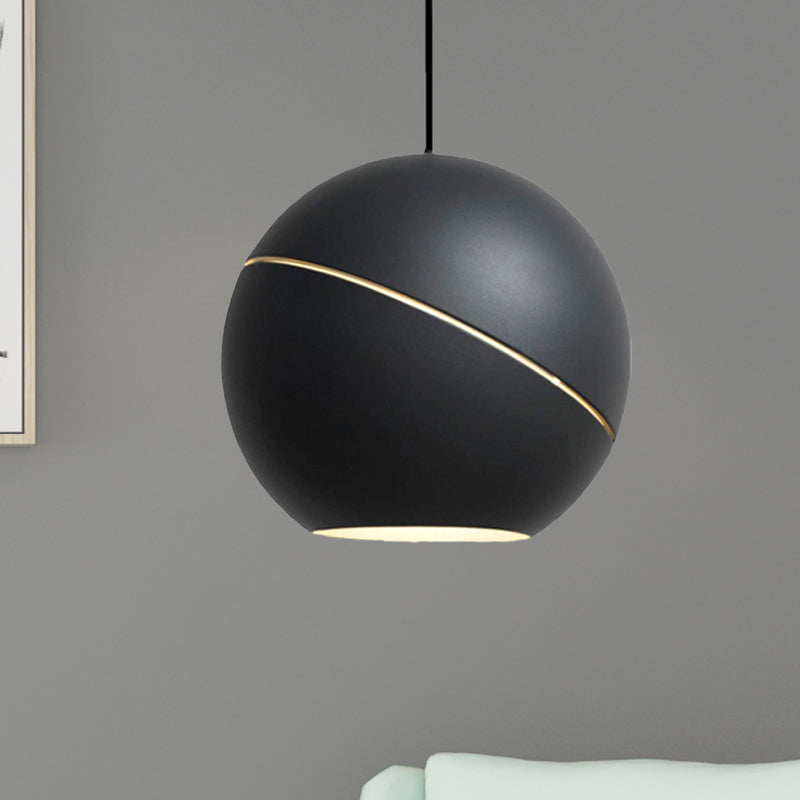 Schwarz/Zinnscheibe geschnittene Kugel Hängende Leuchte einfache Style 1 Light Metallic Anhängerlampe für Wohnzimmer