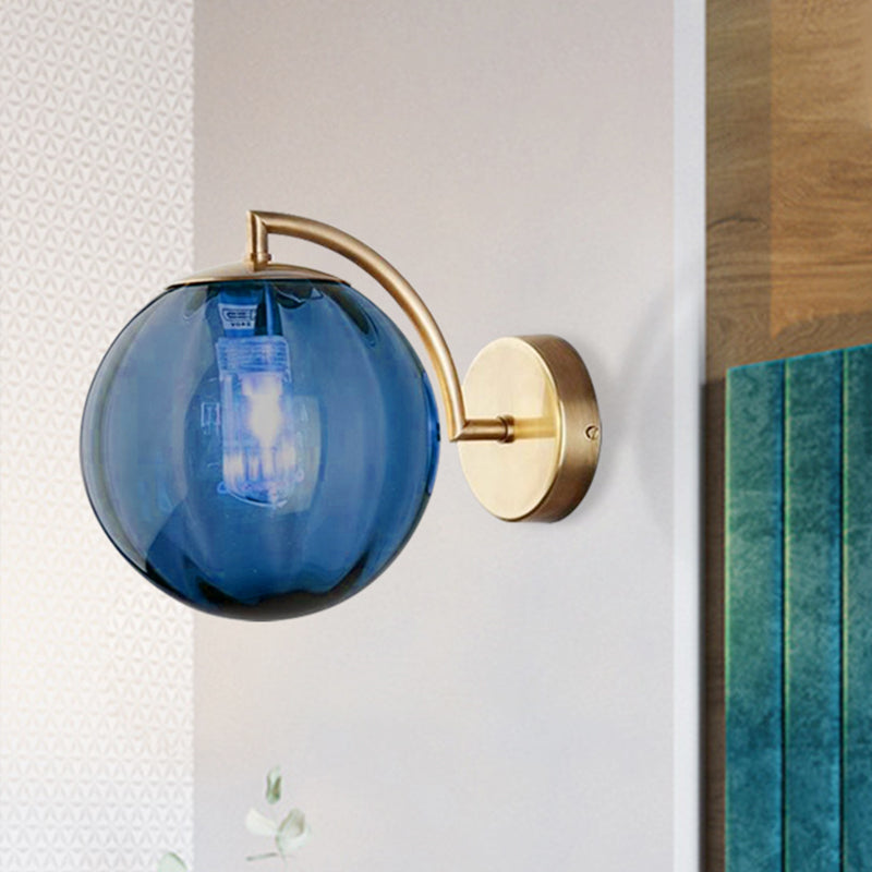 Postmodernistisch koper gewapende bal sconce lamp rood/blauw/barnsteen glas met een enkele lichtwandverlichting