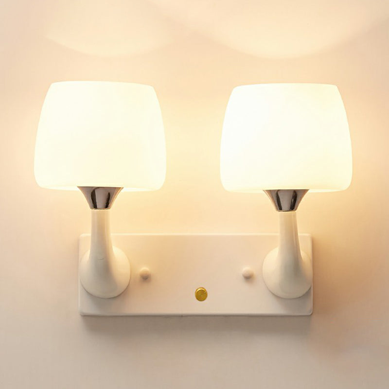 Lampada di pannello in vetro bianco a 2 teste Stile Specchio Ombretto Idee di illuminazione da parete del soggiorno