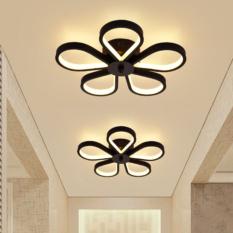 Black Flower Ceiling Flush Light Minimalistic Metal LED Semi Mount Lighting for Corridor