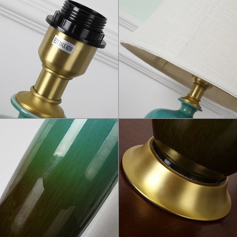 Lampada da tavolo bianca affusolata Lampada da comodino in tessuto minimalista a 1 testa con base in ceramica Ombre