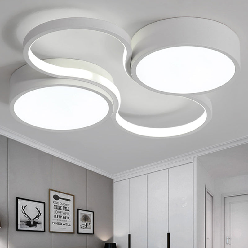 Black/White Circular Flush Mount Lamp Contemporary LED 19.5"/23.5" W Ceiling Flush with Acrylic Shade for Bedroom in Warm/White