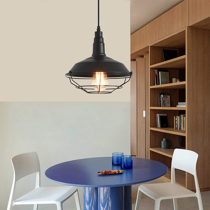 Lampada a soffitto a forma di fienile in metallo a sospensione a sospensione nera con gabbia affusolata