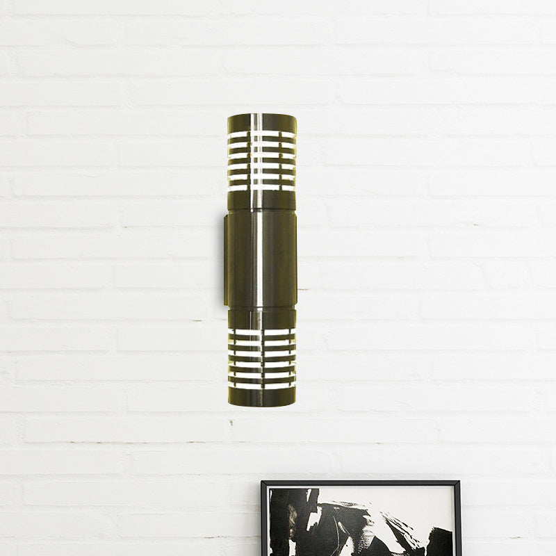 Éclairage mural métallique du cylindre LED moderne lampe murale chromée à LED moderne avec design creux dans un éclairage chaud / blanc