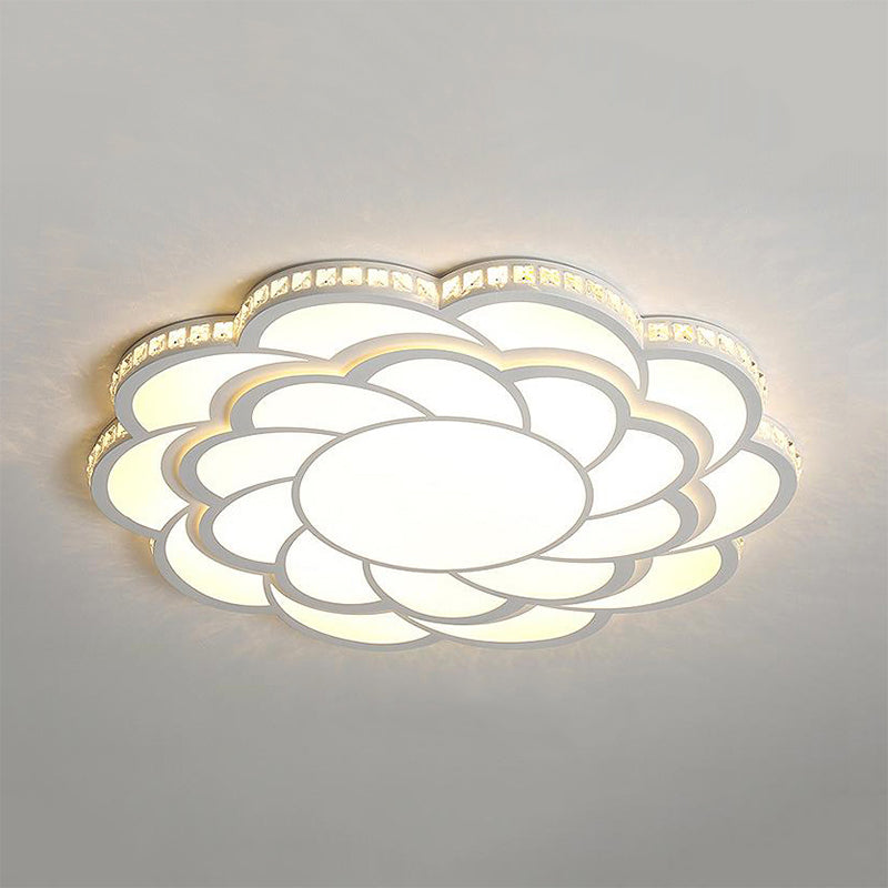 31.5"/39" Wide Blossom Large Flush Mount Fixture Modern LED Crystal Accent Flush Mount Lamp in Warm/White Light
