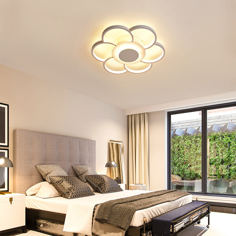 Sunflower Shaped Flushmount Ceiling Lamp Minimalist Metal White LED Flush Mounted Light for Bedroom
