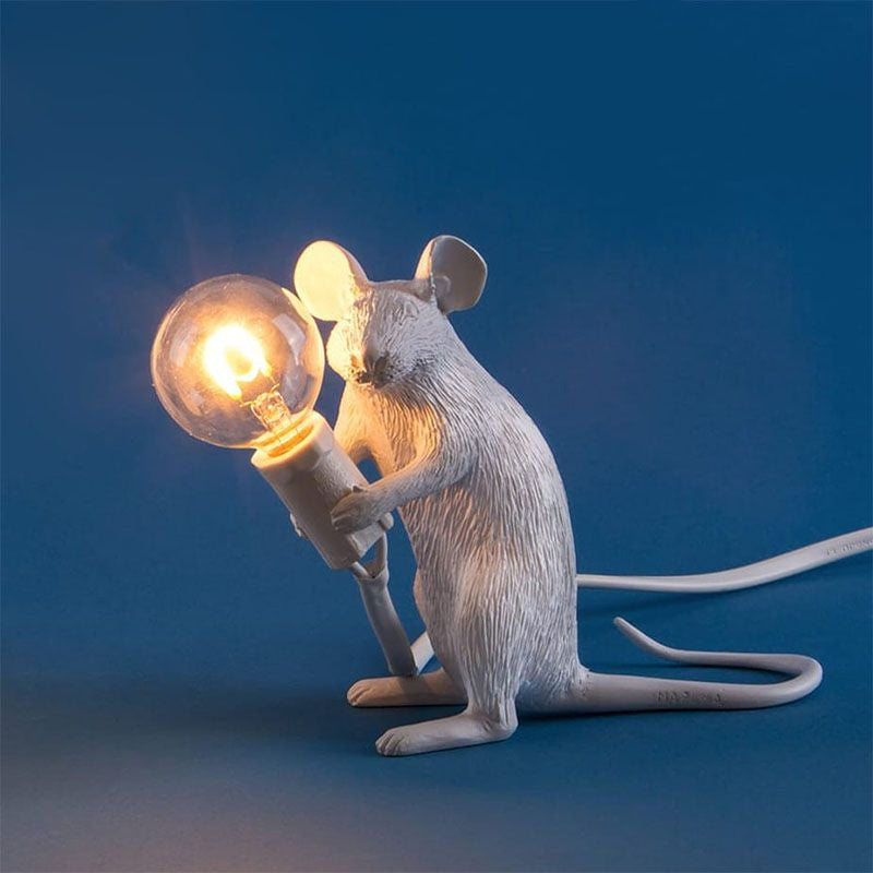 Lampe de table en forme de rat en résine Éclairage nocturne à 1 lumière avec conception de bulbe nu