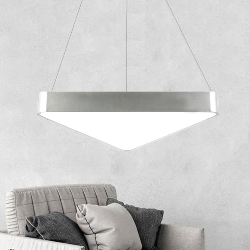 18 "/23.5" Longing de suspensión de triángulo de metal largo LEJ MODERNA LED/NEGRO/NEGRO/plateado en luz blanca/cálida