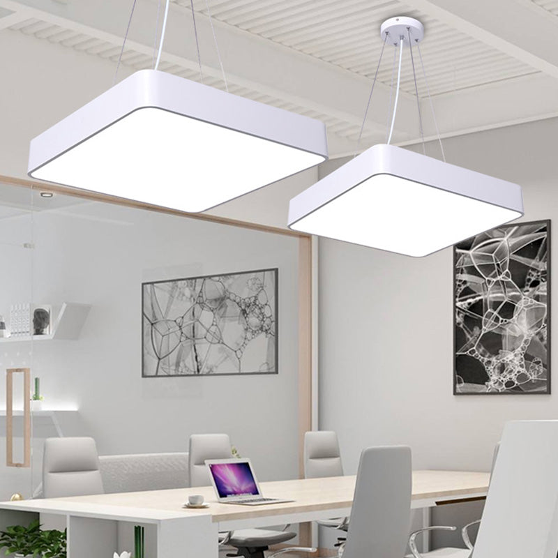 Square Office Hanging Light Metal Nordic LED kommerzielle Anhängerbeleuchtung mit Diffusor
