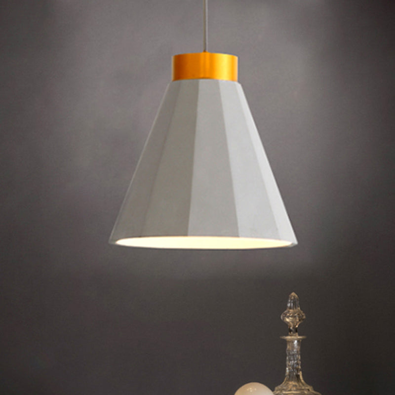Iluminación colgante de tono de sombra en forma de cono de 8.5 "/9.5" Cemento industrial de cemento industrial 1 Luz de techo colgante de gris claro