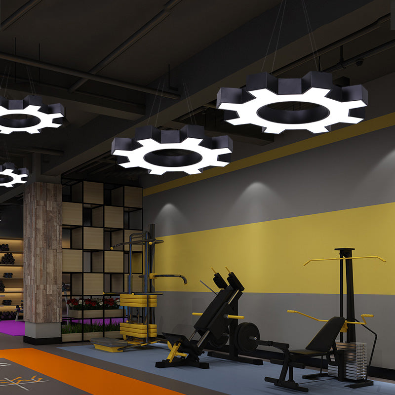 Ausrüstung geformte Fitnessstudio -Anhänger Beleuchtung Metallic Modern Style LED Hanging Leuchte