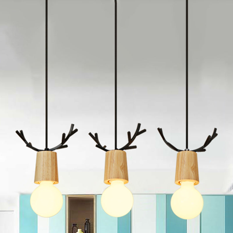 Nordic Antler Multipli sospeso in legno a 3 luci a soffitto a 3 luci con design a lampadina aperta