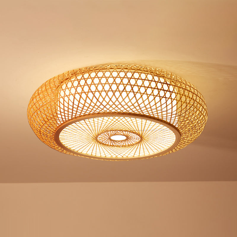 Criss-Cross geweven bamboe plafondlamp Aziatische 1-bulb houten vlakke montage verlichtingsarmatuur voor slaapkamer
