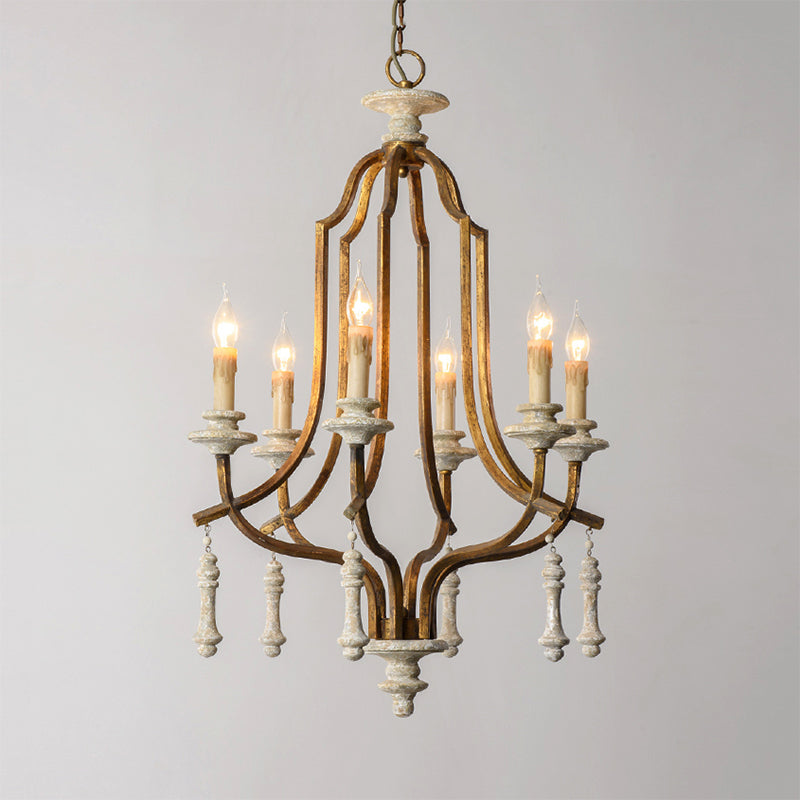 Ferme de lampe à lustre candélabre en métal.