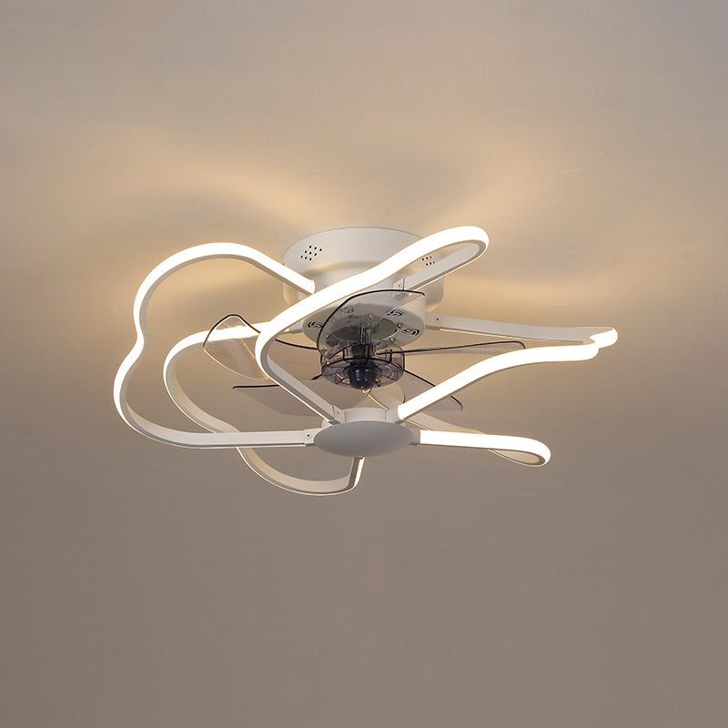 Metallblume halb Flush Deckenleuchte Moderne Fernbedienung 5-Blade-LED-Lüfterlampe