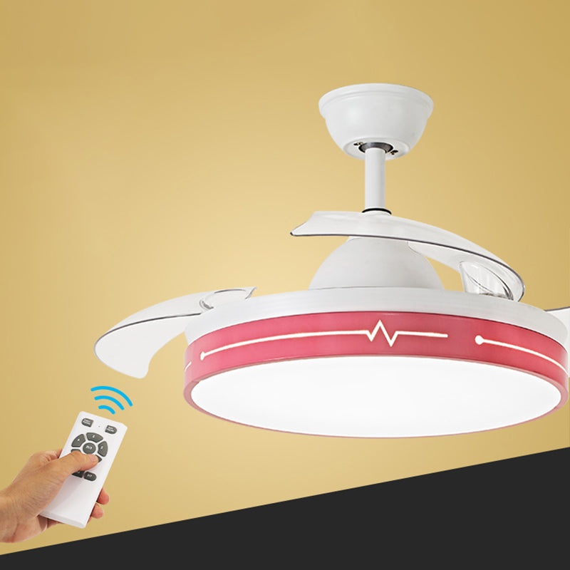 Control remoto Ronda de 3 cuchillas Lámpara de ventilador colgante Nordic Metal Comedor LED Semi Flush Mount Techo Fixtura