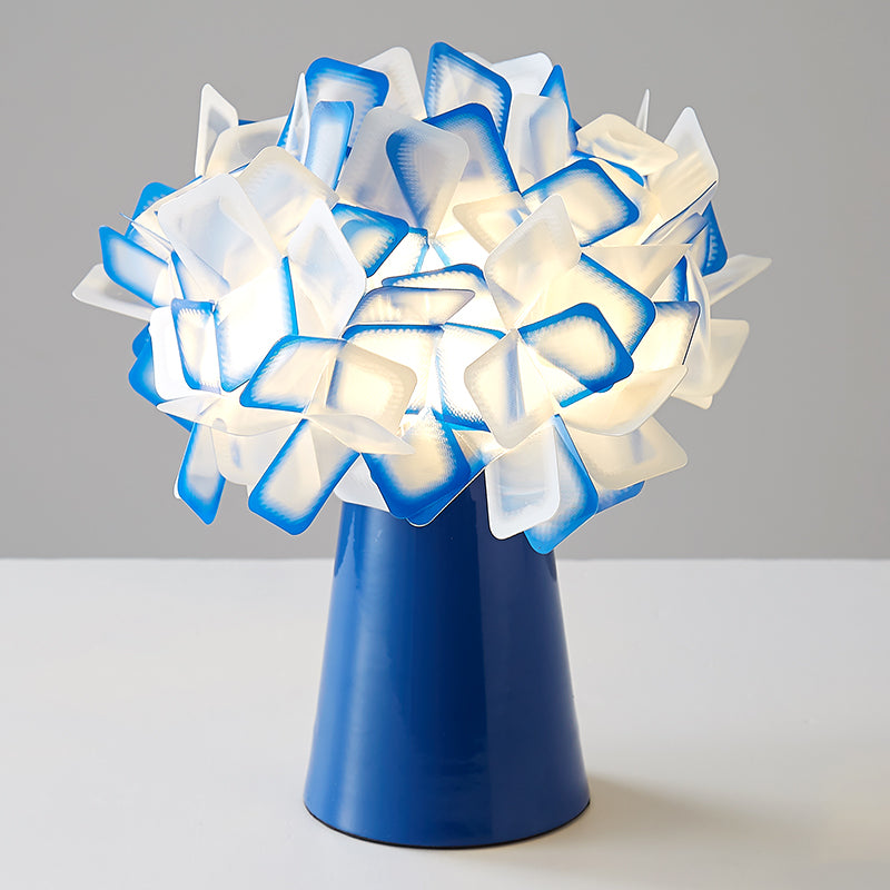 Lampada notturna in metallo di fiori origami Lampada decorativa Accento Luce per soggiorno