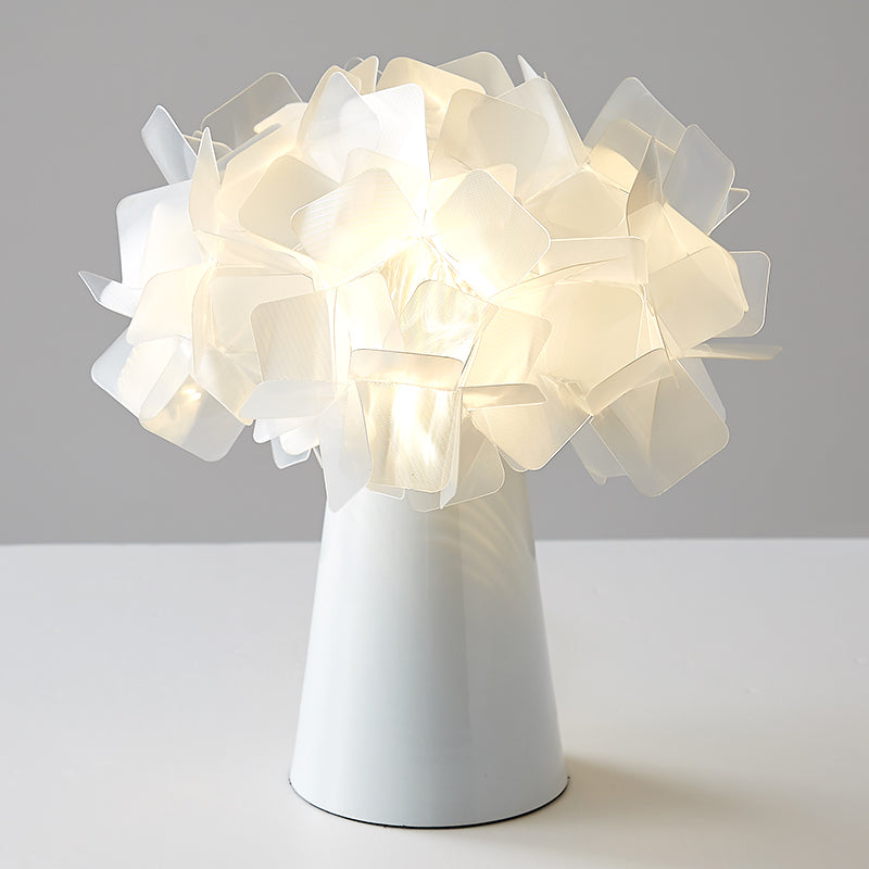 Lampada notturna in metallo di fiori origami Lampada decorativa Accento Luce per soggiorno