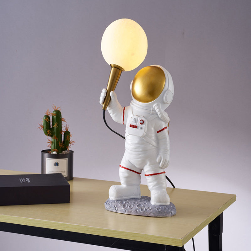 Creative Cartoon Spaceman Table Lamp Resin 1 Head Child Room Nightstand Light in White