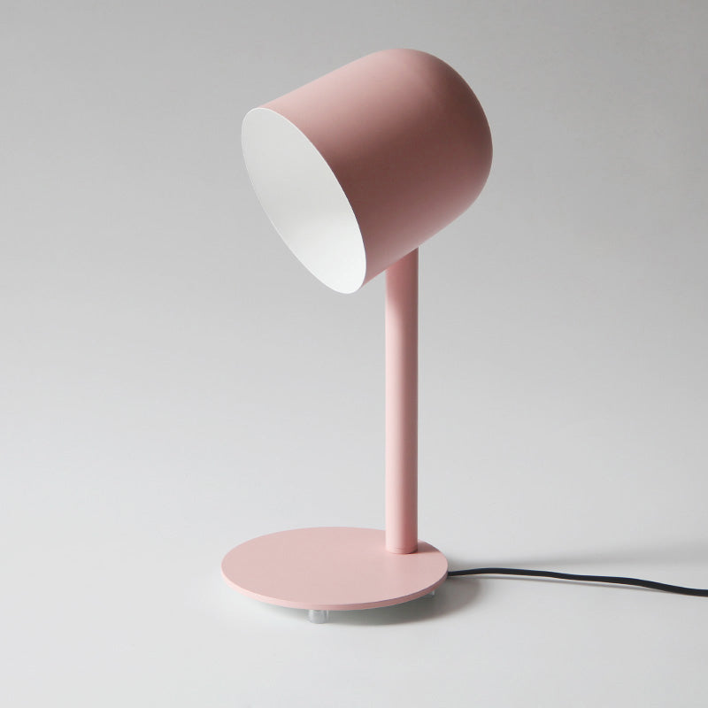Novedad Macaron Bell Tono Nightsand Metal 1 Bulbo Lámpara de mesa de dormitorio para niños