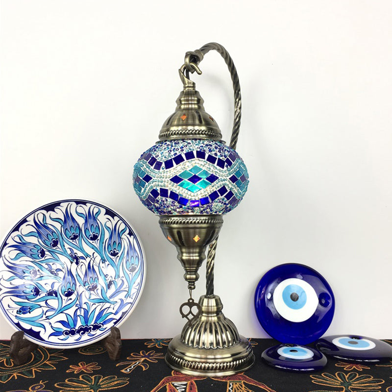 Traditioneller Balltisch Leicht Pfaublau/Wassermelone Rotes Glas 1 Lampenschreibtischlampe mit Metallkrümmungsarm