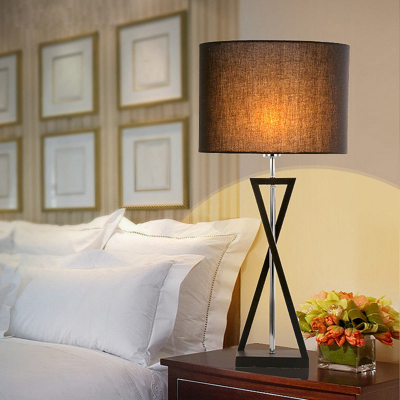 Lampada da scrivania del tamburo nero/nero Tessuto tradizionale 1 camera da letto leggera LEGGIO LEGGI