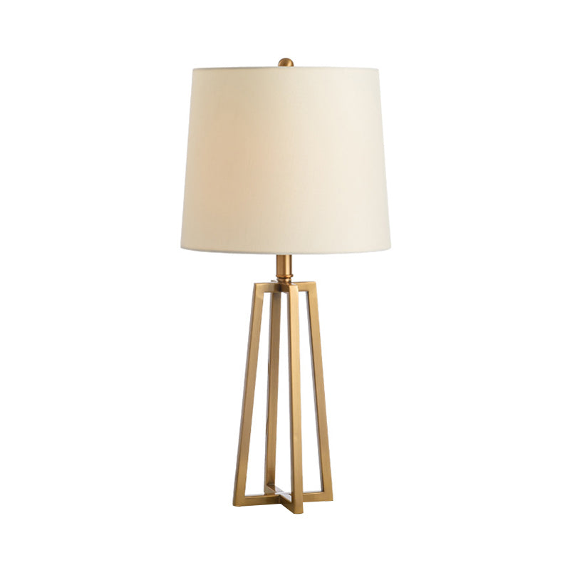 Stoffentrommeltafel Licht traditionele 1 lichte slaapkamer taakverlichting in wit met geometrische basis
