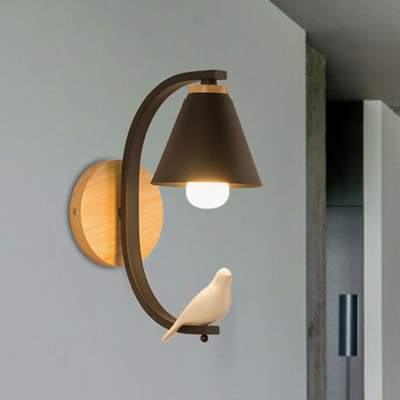 Luce a parete conica in stile nordico con uccello 1 testa di applique per il corridoio della camera da letto