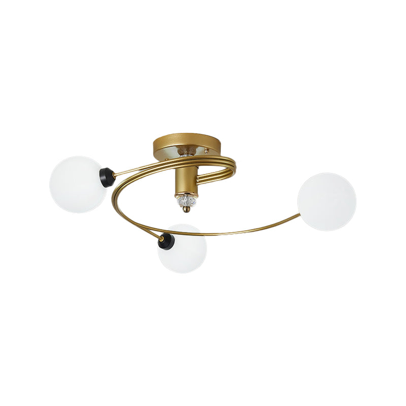 Gold Spiral Semi Flush Lighting Nordic 3/5 Lichter Deckeneinbau mit Orb Klar/Milch/Weiß Glasschirm
