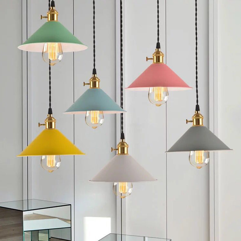 Light ombrello industriale Nordic Light Metal Macarons Colorful Macarons a 1 luci a pendente Accensione