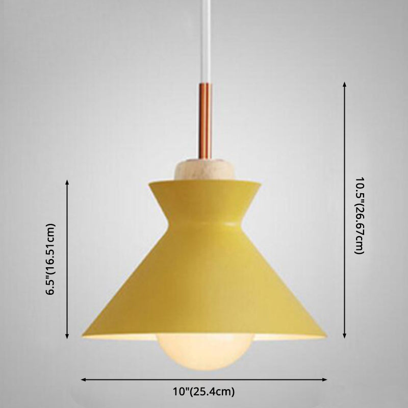 Lampada a ciondolo in legno a 1 luci in legno Nordic Modern Style Metal Restaugh Hanging Lampada