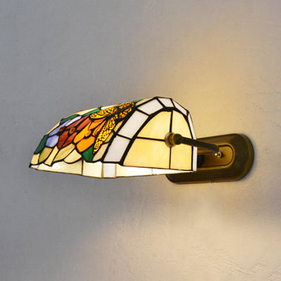 Banker Wall Light Retro Style Stained Glass 1 Light Wall Mount Fixture in Beige/Blue for Bedside