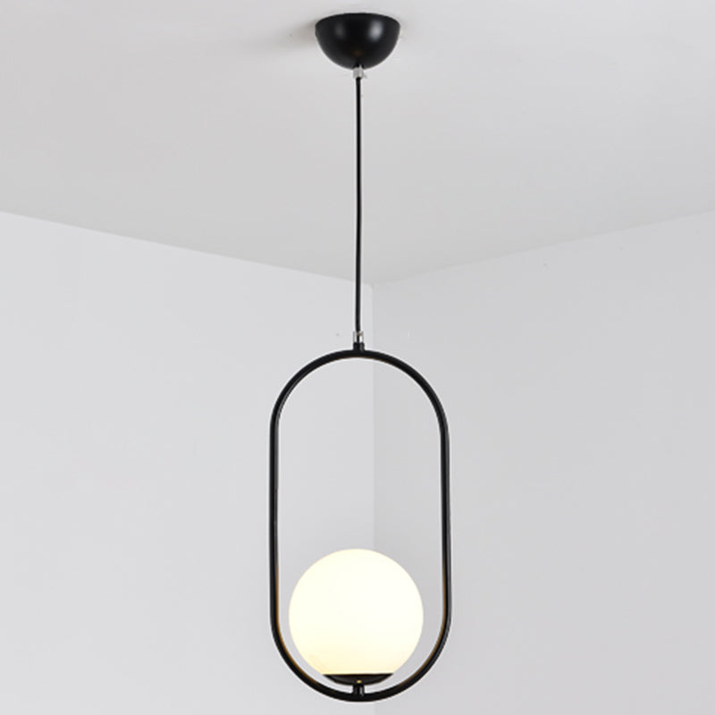 Mitte des Jahrhunderts Design Globe Hanging Lampe Weißglas Schatten Anhänger Licht mit Metallring