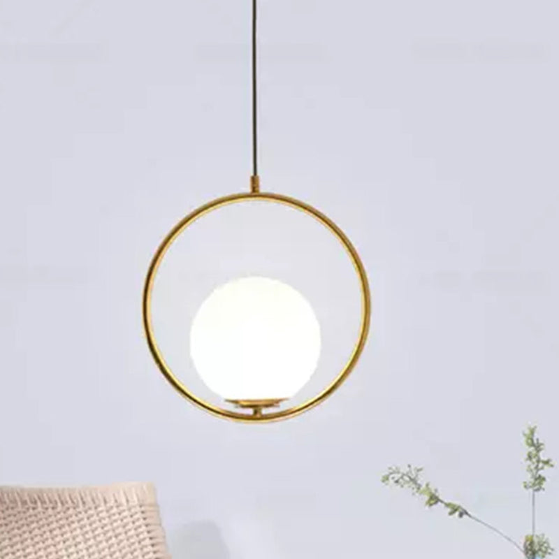 Mitte des Jahrhunderts Design Globe Hanging Lampe Weißglas Schatten Anhänger Licht mit Metallring