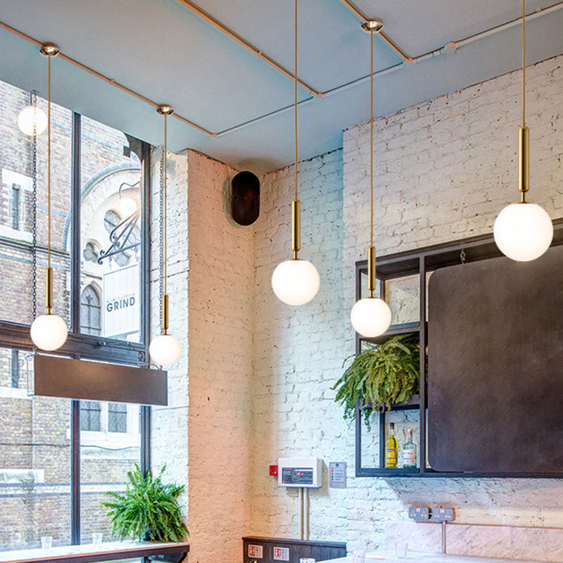 Mitte des Jahrhunderts Design Globe Hanging Lamp Glass Schatten 1 Licht Anhänger Licht für Schlafzimmer