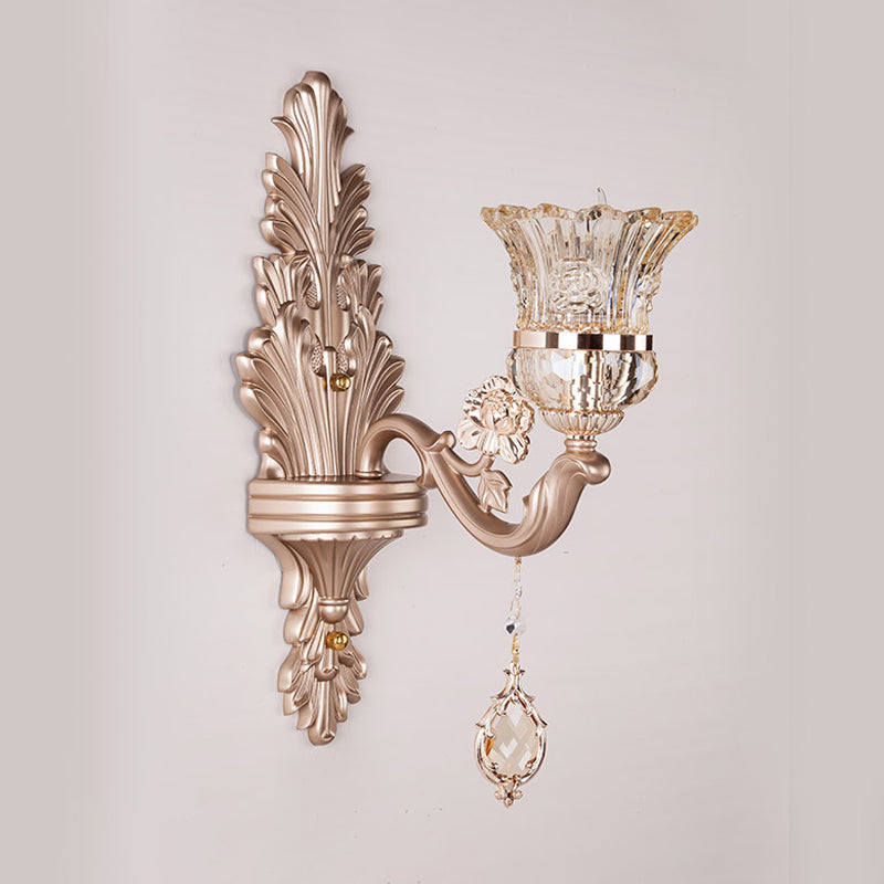 1/2 Köpfe Glockenwandbeleuchtung mit klarem Glasschatten und Kristalldekoration Vintage Gold Finish Leuchte Leuchte