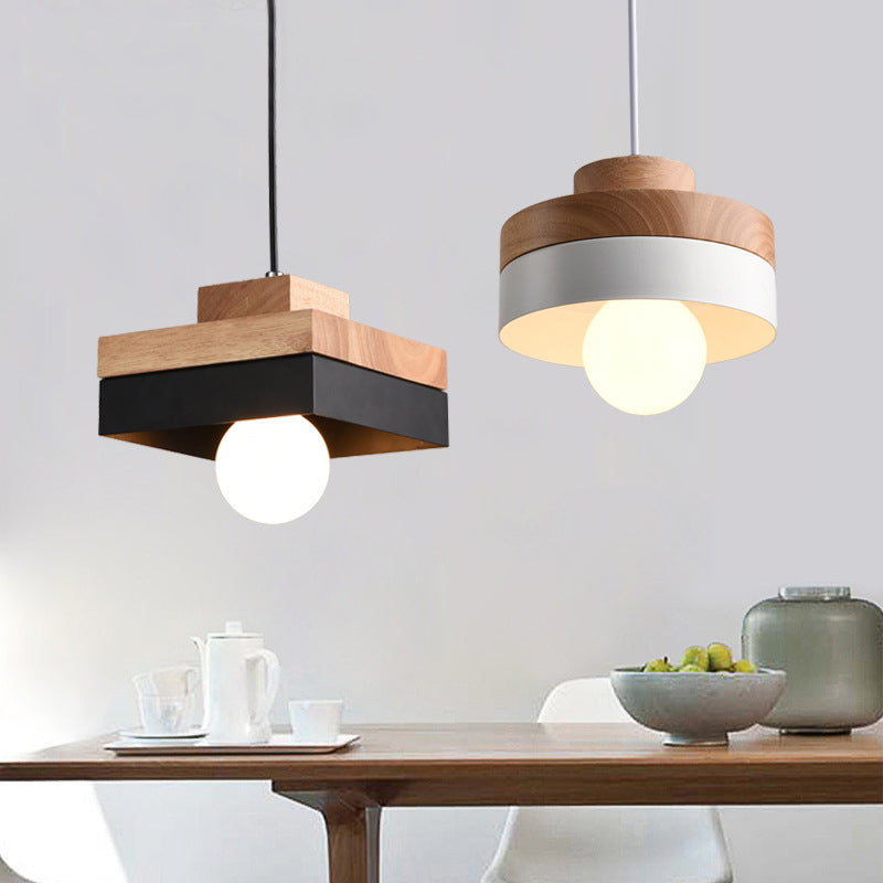Lumière suspendue à la nuance en bois