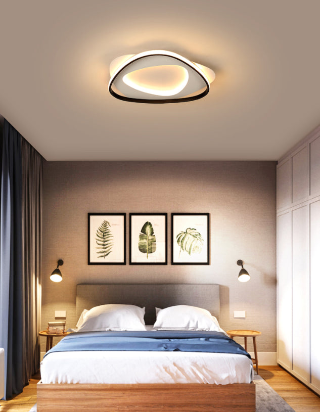 Triangle Bedroom Flush Mount Light Fixture Metal LED Modern Flush Mount Ceiling Light in Black