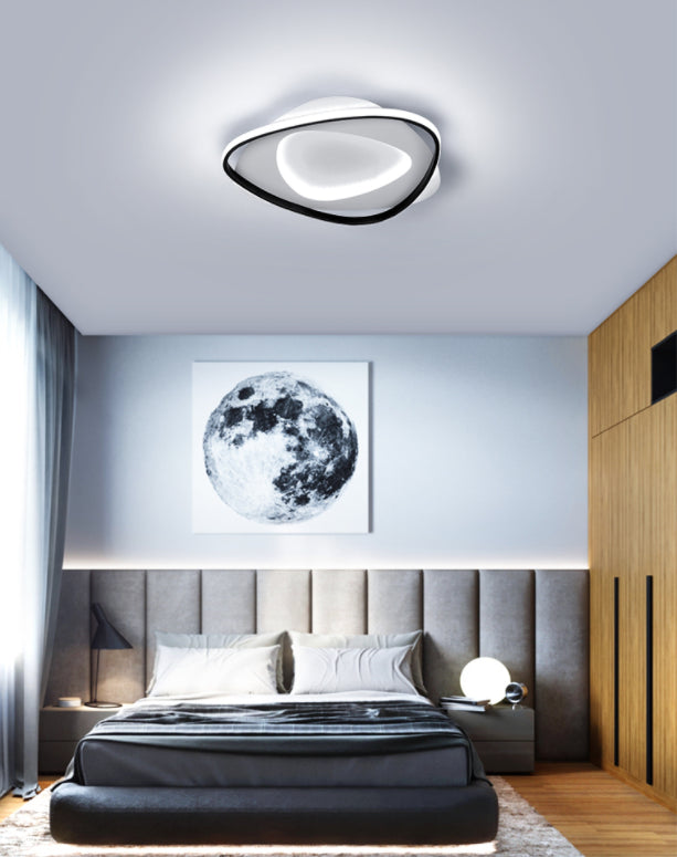 Triangle Bedroom Flush Mount Light Fixture Metal LED Modern Flush Mount Ceiling Light in Black