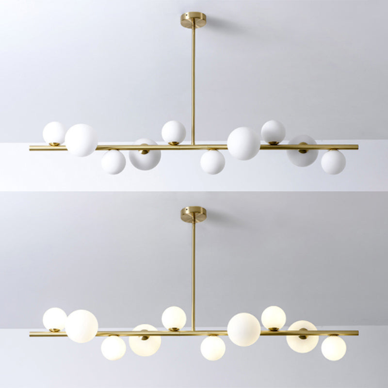 Minimalisme moderne Gold Metal Island Pendant Lighting Sphérique Glass Island Plafond Light pour table à manger