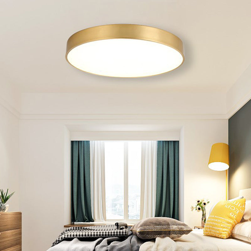Round Flush Mount Ceiling Light 1 Light Metal Minimalist Flush Mount Ceiling Light for Bedroom