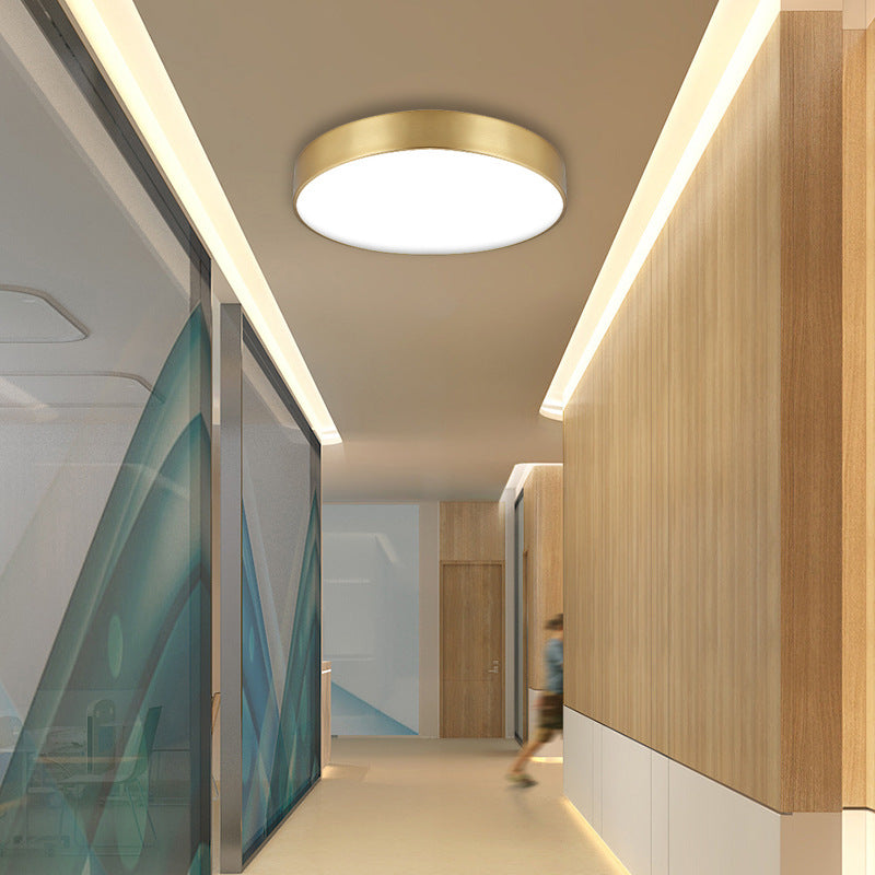 Round Flush Mount Ceiling Light 1 Light Metal Minimalist Flush Mount Ceiling Light for Bedroom
