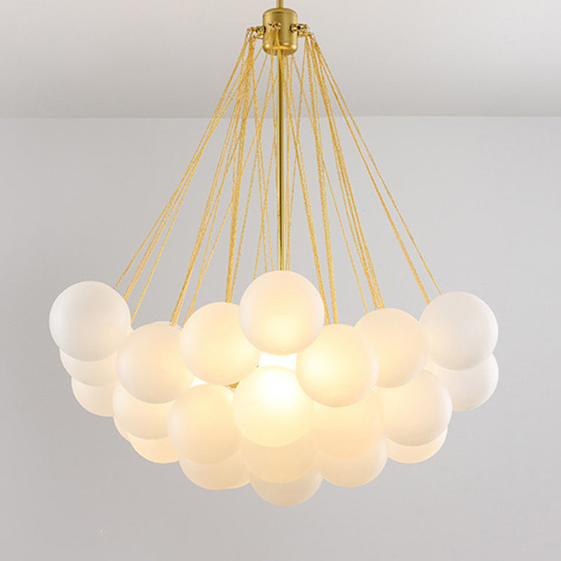 Frosted White Glass Bubbles Suspensie Licht Stijlvolle Noordse kroonluchter voor woonkamer